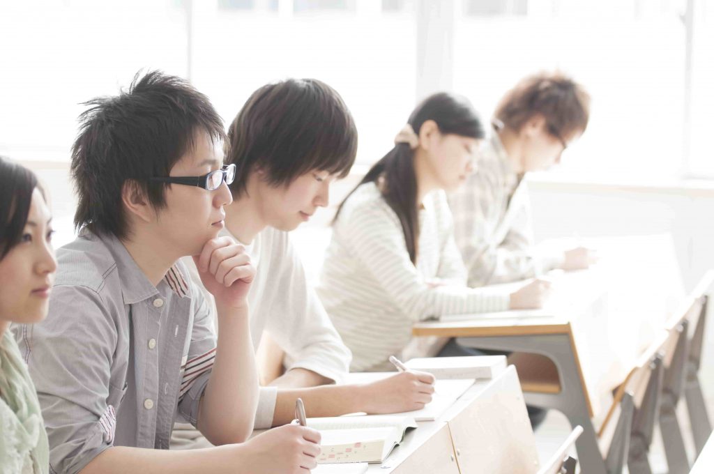 赴日工作与学习